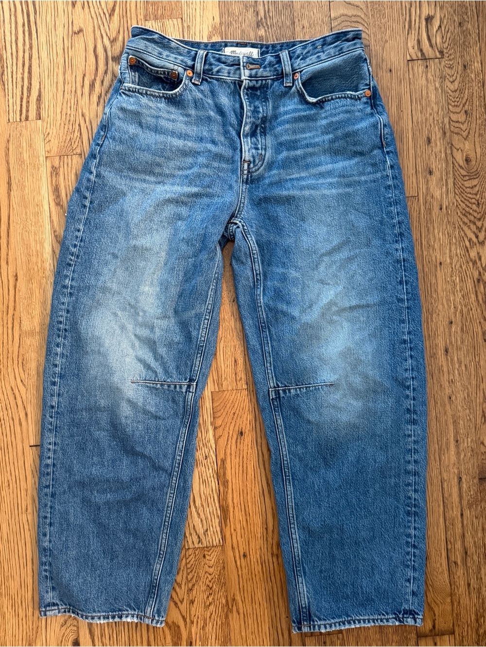 Madewell darted barrel leg Blue Jeans